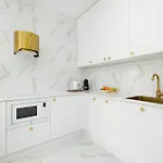 Apartment Let's Sea 55 With Sea View, Sauna & Pool And Parking By Renters