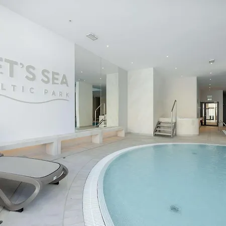 Let's Sea 55 With Sea View, Sauna & Pool And Parking By Renters Gąski