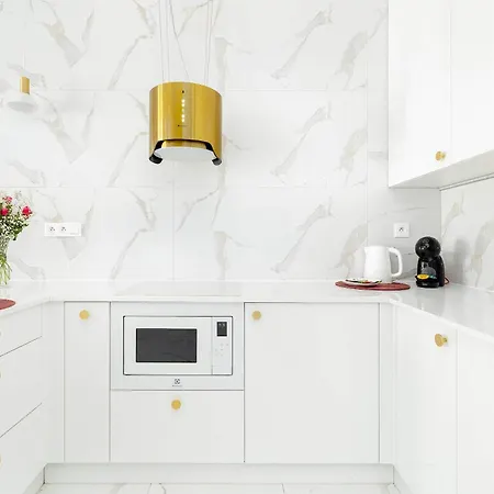 Let's Sea 55 With Sea View, Sauna & Pool And Parking By Renters 公寓