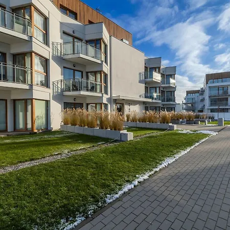 Let's Sea 55 With Sea View, Sauna & Pool And Parking By Renters 公寓 *