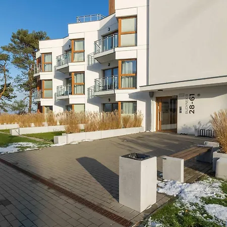 Let's Sea 55 With Sea View, Sauna & Pool And Parking By Renters Apartment